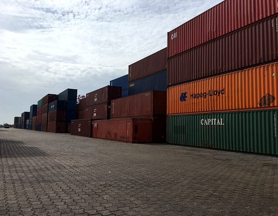 Conteneurs au Port autonome de Cotonou